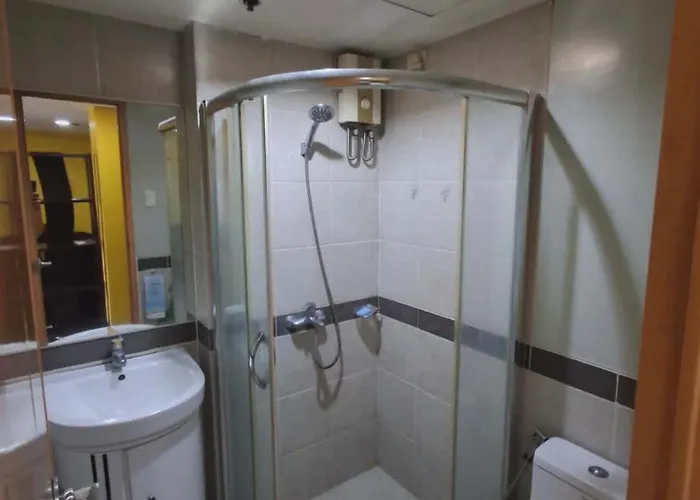 Budget - 2br In Solemare Parasites
